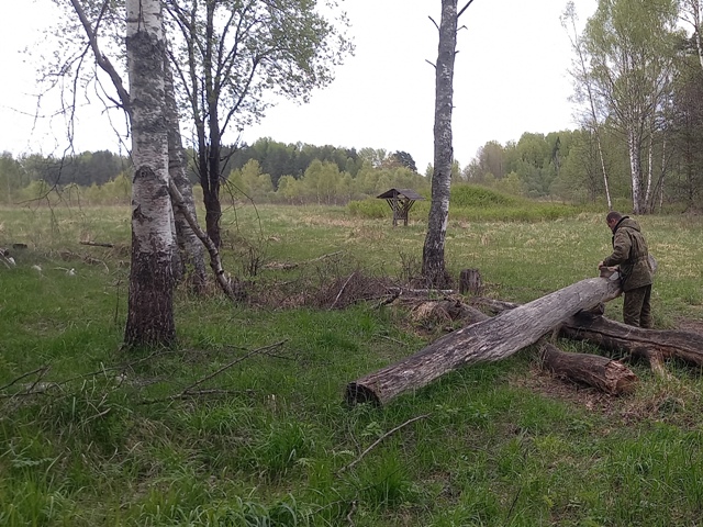 Проведение биотехнических мероприятий - пополнение солонцов солью.