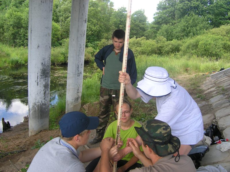 В конце июня 2013 года на территории национального парка проходили практику студенты гидрологи СПб гос. Университета.
