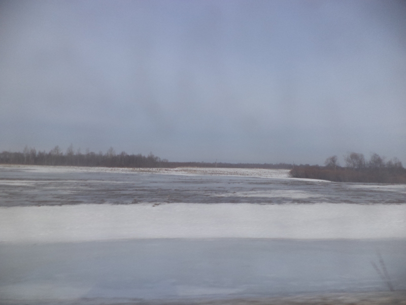 Вода в реках пошла вверх.