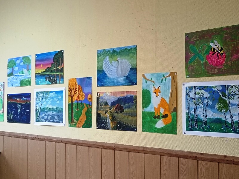 В информационном центре национального парка открылась выставка «Дети рисуют живую природу»