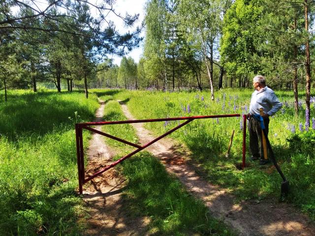 Установка шлагбаума в д. Боровики (Дендропарк).