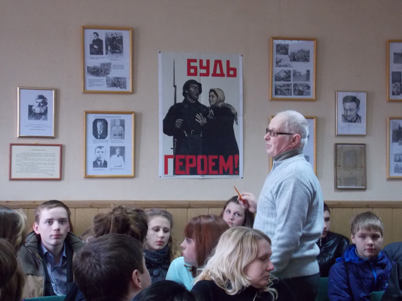 Выставка «Смоленские просторы с порохом войны»
